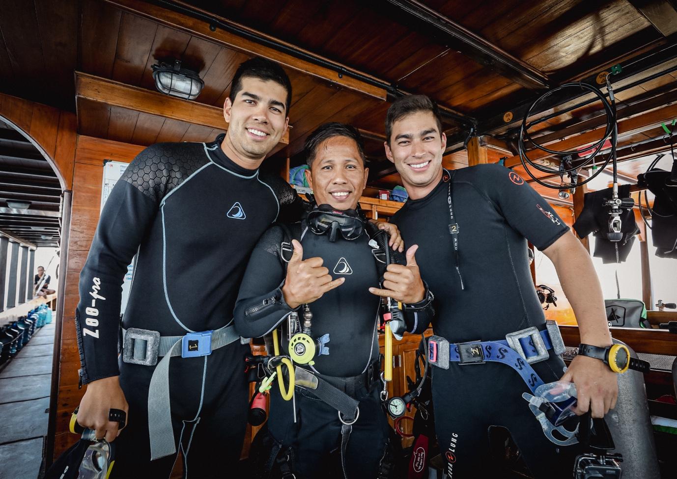 Expert Guide and Liveaboard Crew - La Galigo Liveaboard