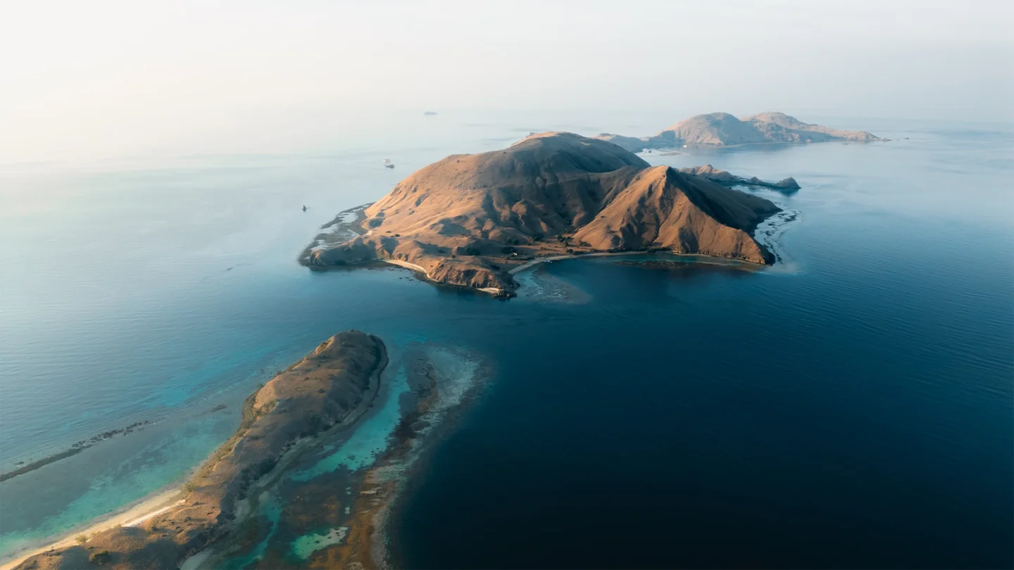 the golden passage in Komodo National Park